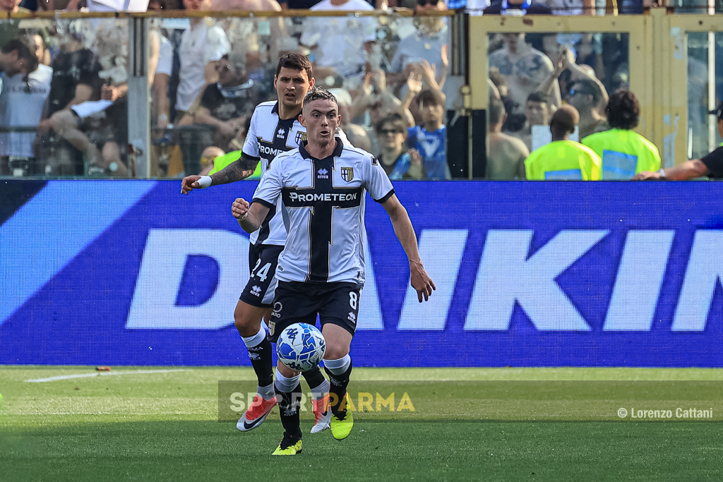 Nahuel Estevez controlla palla in Parma Brescia 2 0 36a giornata Serie B 2022 2023