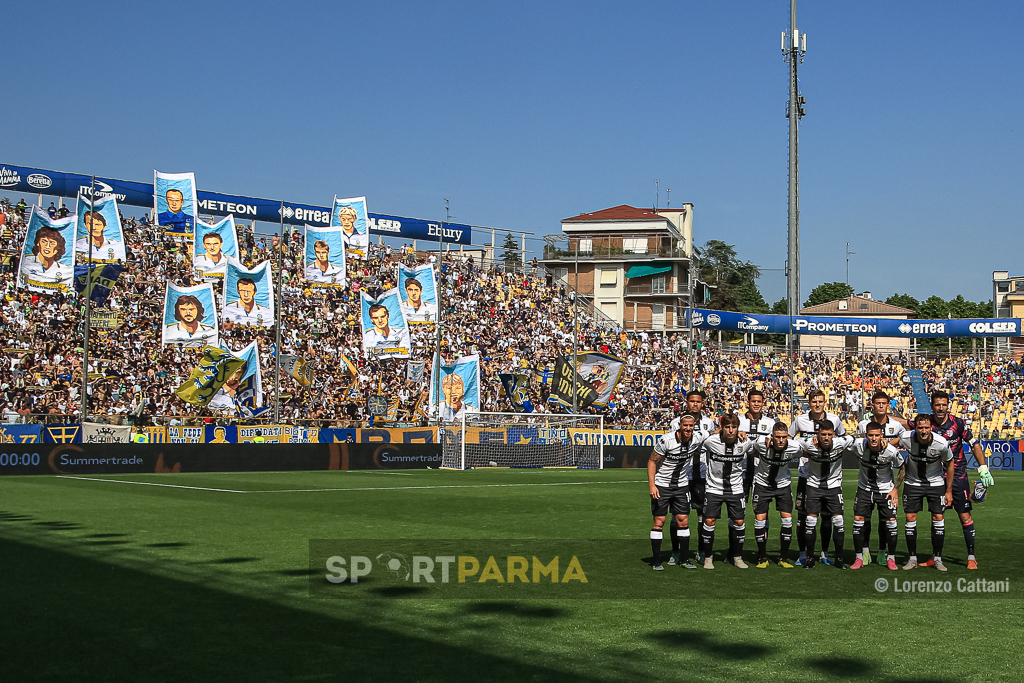 undici di partenza e Curva Nord in Parma Brescia 2 0 36a giornata Serie B 2022 2023