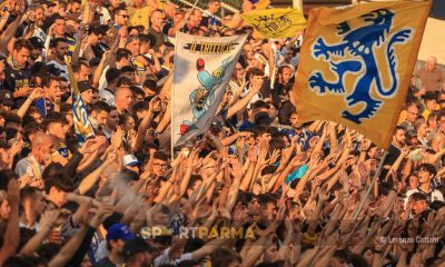 Parma Cagliari 0 0 semifinale ritorno playoff Serie B 2022 2023 tifosi in Curva Nord